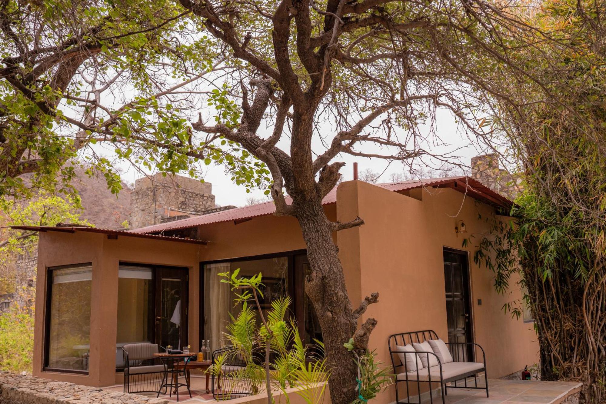 Aloof Jungle Lodge Ghānerao Esterno foto